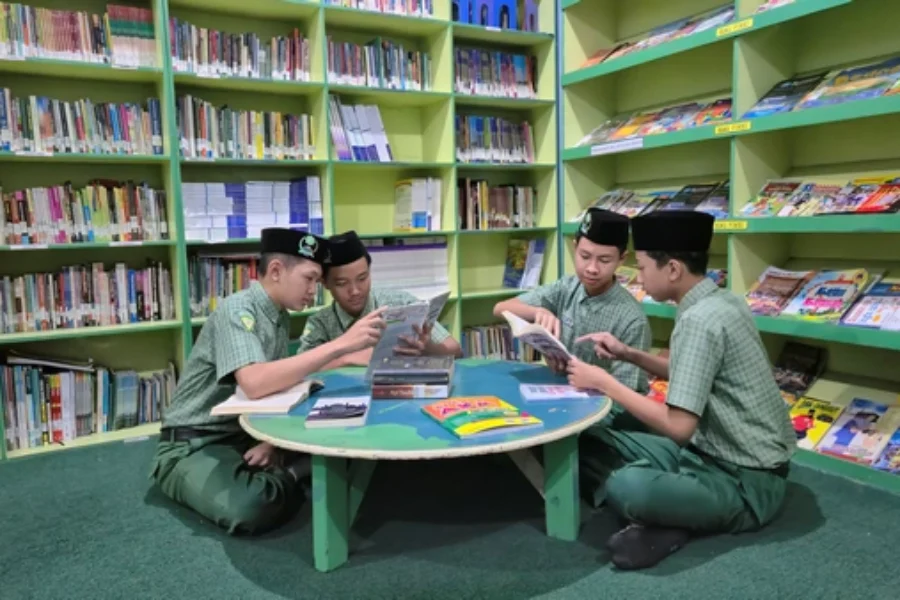 SMP IT (3) SMP IT (3)